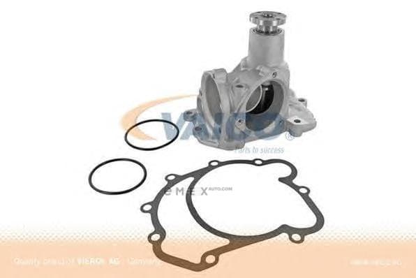 OEM WATER PUMP W124/W140 V3050045