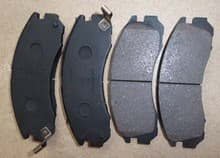 OEM PAD KIT F/BRAKE MR389546