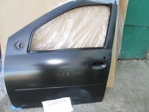 OEM DOOR A-IN WHITE 96601636