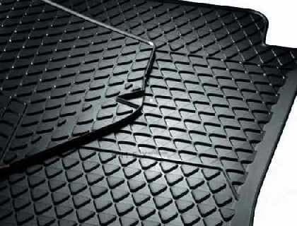 OEM FLOORMATS 7P0061511041