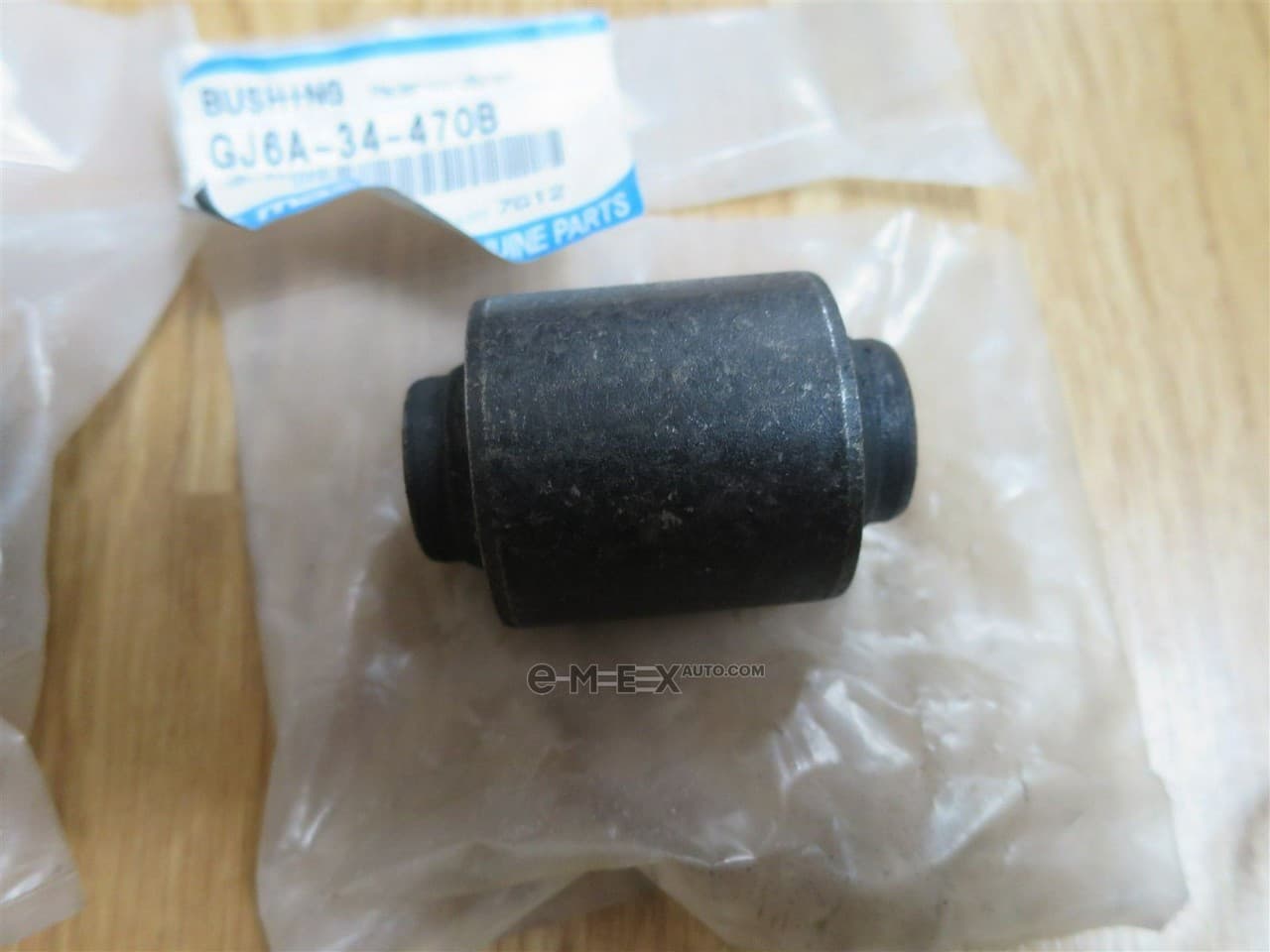 OEM Bushing,Rubber-F GJ6A34470B