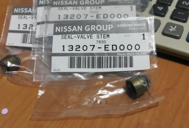 OEM VALVE SEAL 13207ED000