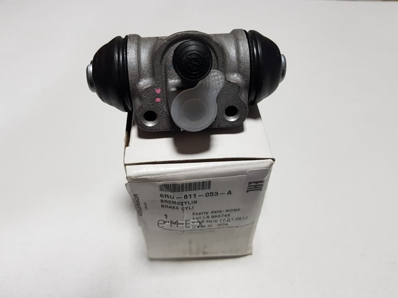 OEM BRAKE CYLI 6RU611053A