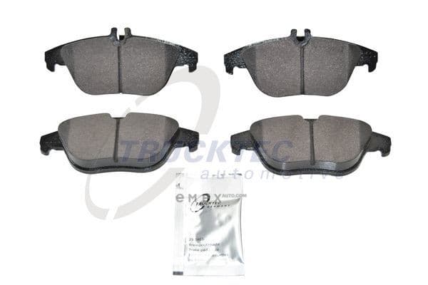 OEM BRAKE PAD SET REAR DB W204/C-CLASS/17.9MM 0235234