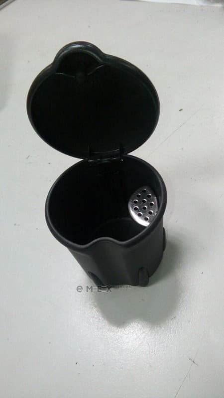 OEM ASHTRAY CIGARETTE 8200728639