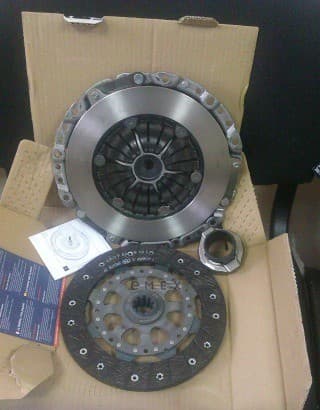 OEM CLUTCH KIT DIA 230MM E46/E39 623300100