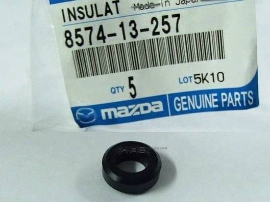 OEM INSULATOR,INJ 3/86 857413257