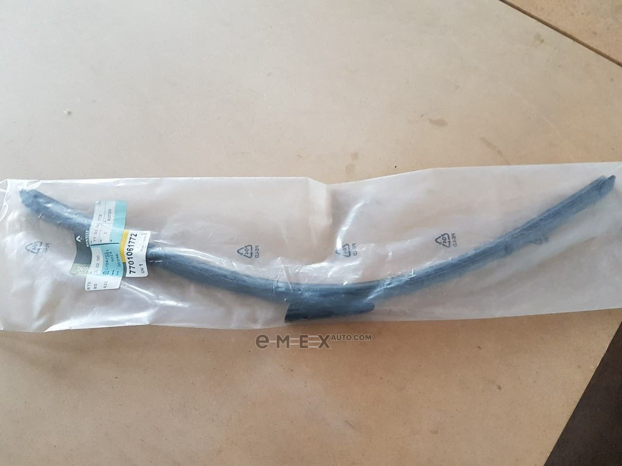 OEM WIPER BLADE ASSY 7701061772