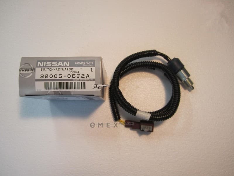 OEM SWITCH ASSY, BACK-UP LAMP 3200506J2A