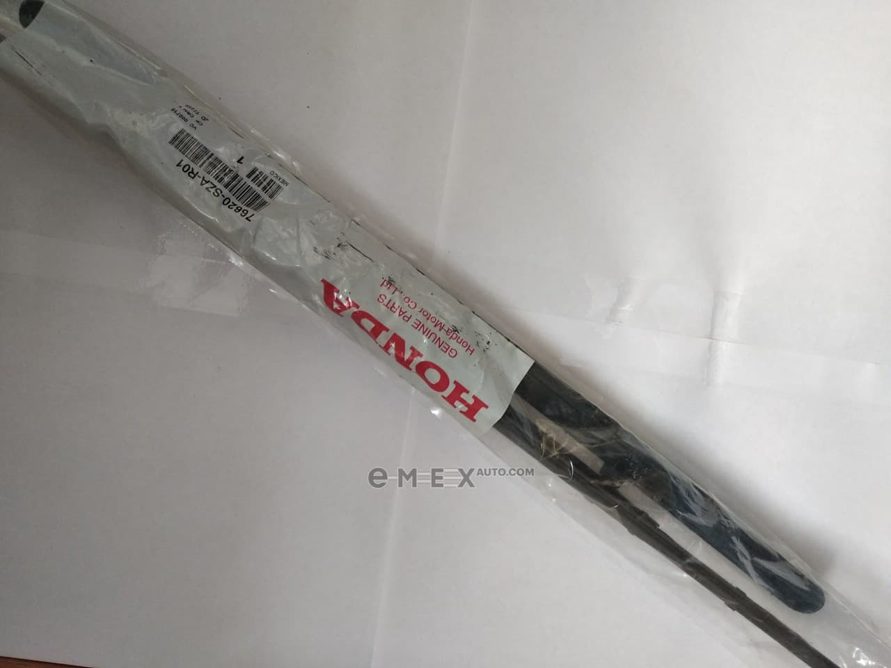 OEM WIPER BLADE ASSY 76620SZAR01