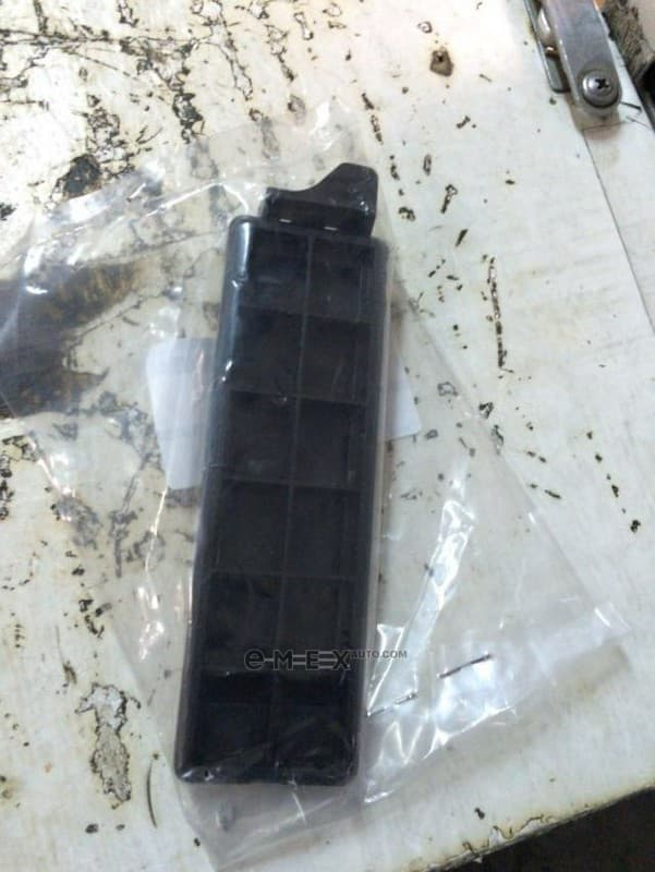 OEM BRACKET, PLASTIC 272761KA0A