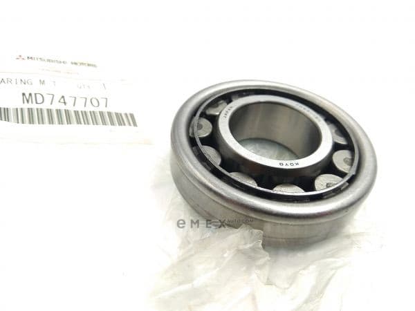 OEM BEARING,M/T OUT PUT MD747707