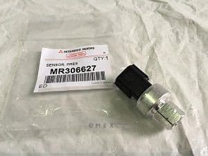 OEM SENSOR ASSY, OIL PRESSURE MR306627