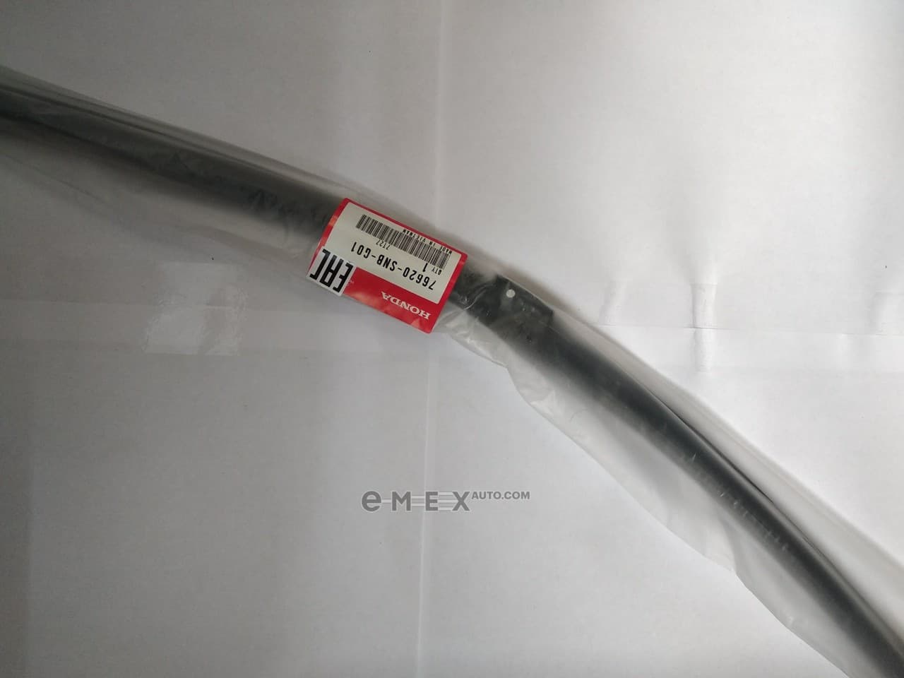 OEM WIPER BLADE ASSY 76620SNBG01