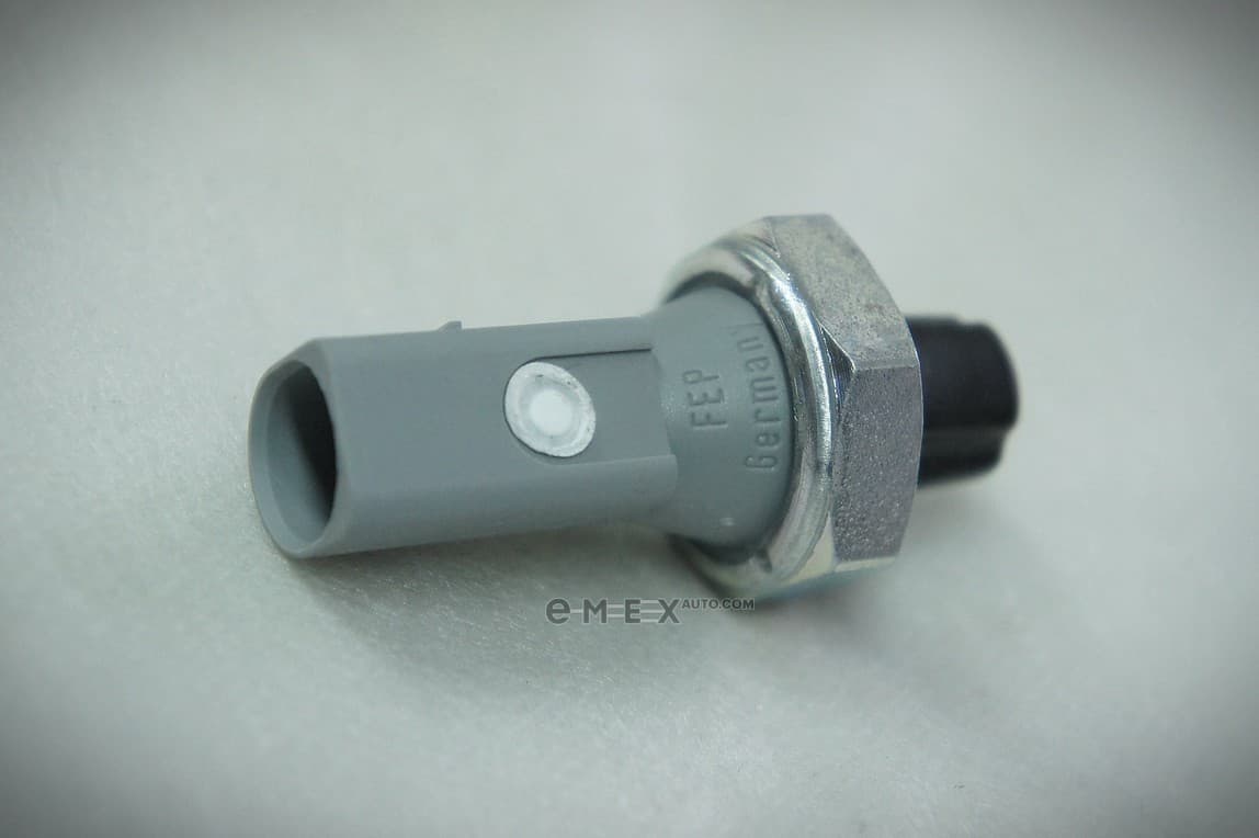 OEM SENSOR ASSY, OIL PRESSURE 038919081M