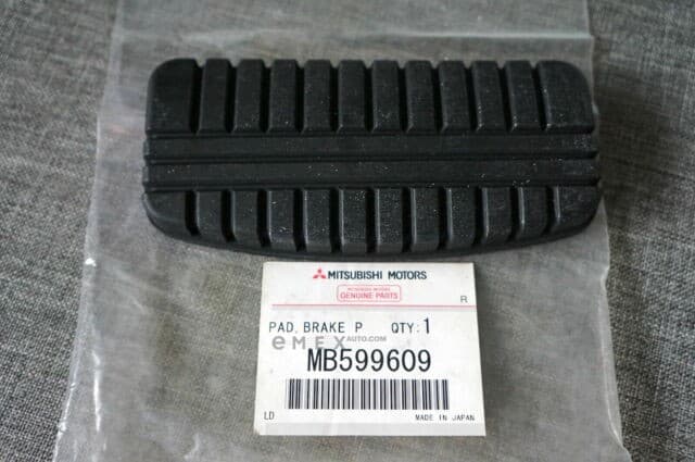 OEM PAD,BRAKE PEDAL MB599609