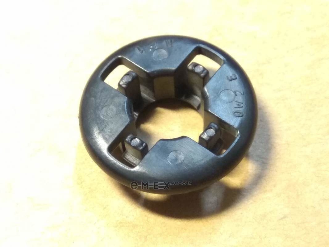 OEM GROMMET 9048015035