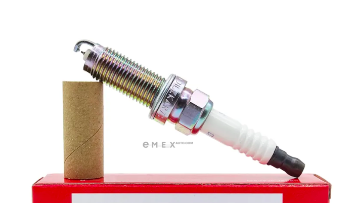 OEM SPARK PLUG 122905R0003