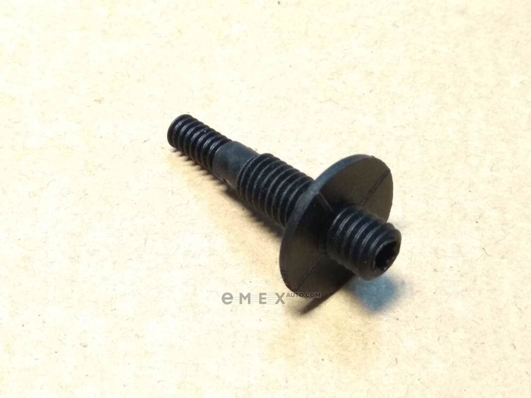 OEM STUD WHT000813