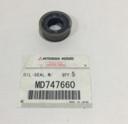 OEM OIL SEAL,M/T GEARSHIFT CON MD747660